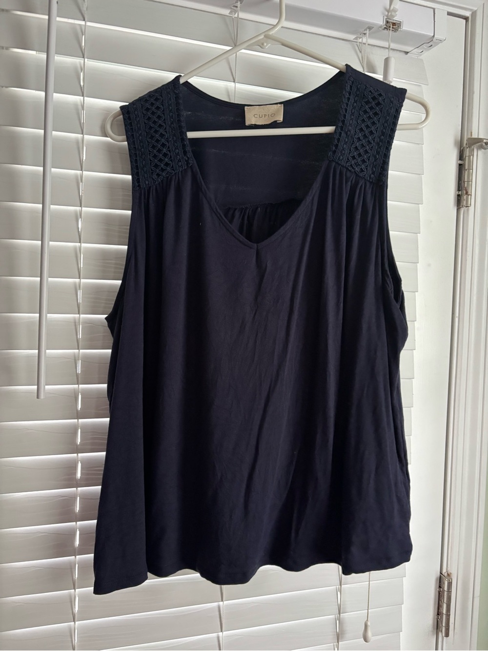 Cupio Navy Crochet-Shoulder V-Neck Tank Top